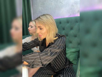 Darina-Yana webcam bongacams model stream image