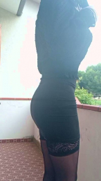 TaraTrav33 webcam model stream image