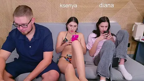 Ksenny webcam stripchat model stream image