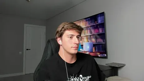 DaniHort webcam model stream image