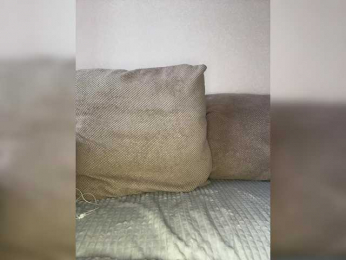 ZemliaNikka webcam model stream image