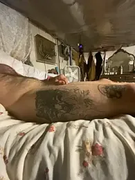 Luv2SuckBWC92 webcam model stream image