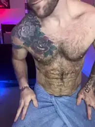 Luv2SuckBWC92 webcam stripchat model stream image