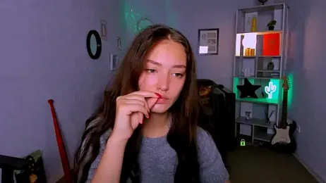miki-niki webcam stripchat model stream image