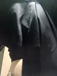 Liancy webcam model stream image