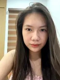 LeQuin-cute webcam model stream image