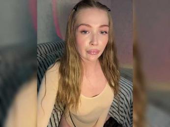 MILEDIUM webcam bongacams model stream image