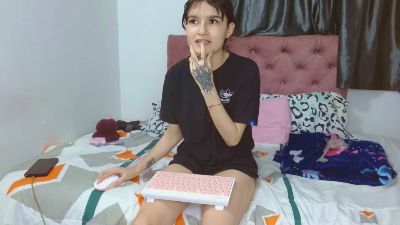 saritaa_luxury webcam model stream image