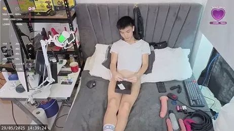 AngelWithAShotgun webcam model stream image