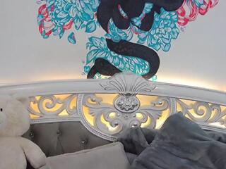 Stacy Snake webcam model stream image