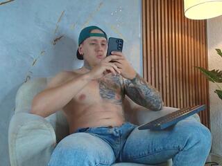 Connor Seven webcam model stream image