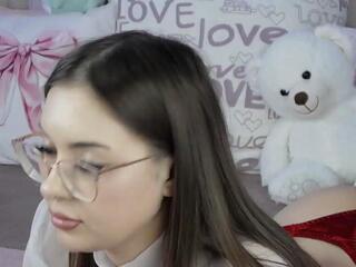 Lindsey Lu webcam model stream image