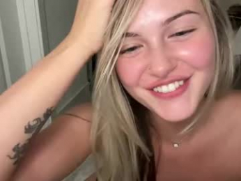 luvaimee webcam model stream image