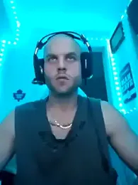 GeneralXMillyX webcam model stream image