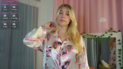 SerafinaCordone webcam model stream image