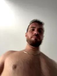 Xhrome98 webcam model stream image