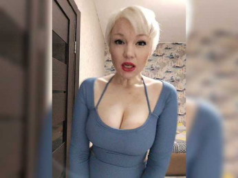 Snovidica webcam bongacams model stream image