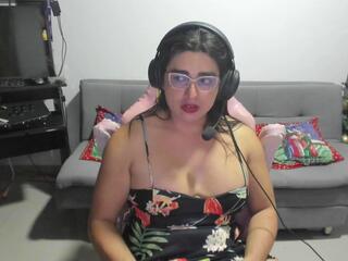 Khalifa Gold webcam model stream image
