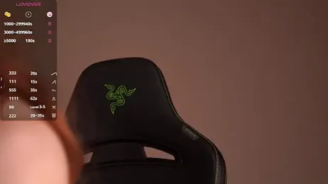 Lucy_Ember webcam model stream image