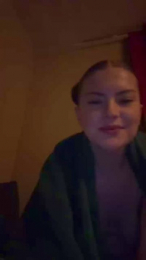 lola1_2_ webcam model stream image