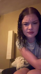 lola1_2_ webcam model stream image