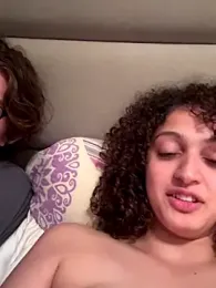 DreamThickCouple webcam model stream image