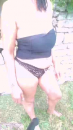 glam_our webcam model stream image