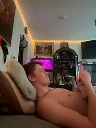 Toyjungee webcam stripchat model stream image