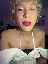 conny_latina webcam stripchat model stream image