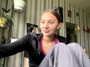 enchanty-shawty webcam bongacams model stream image