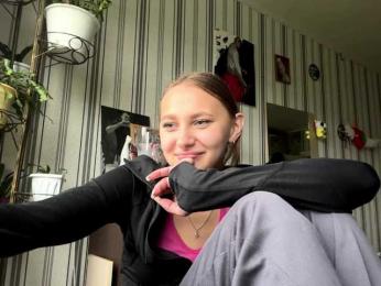 enchanty-shawty webcam bongacams model stream image