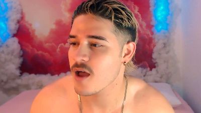 AlexPierss webcam model stream image