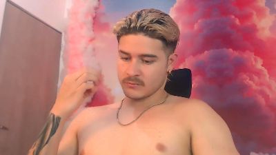AlexPierss webcam model stream image