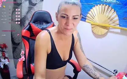 Catbaby32 webcam model stream image