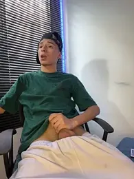 Isaac_tan webcam model stream image