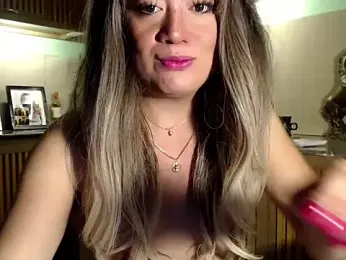 cum2mama webcam model stream image
