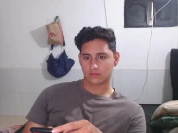 kam_and_friends webcam model stream image