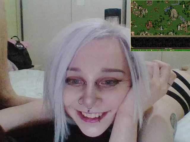 ashy-slashy webcam model stream image