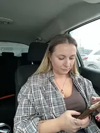 OlgaBuzzz webcam model stream image