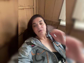 Nelli-1 webcam model stream image