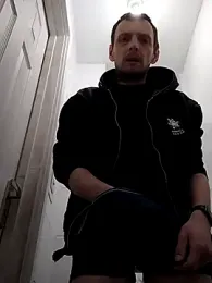 CrookedBunk3527 webcam model stream image