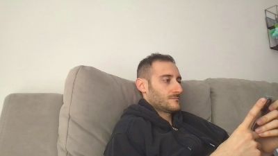 LukaShyGuy25 webcam model stream image