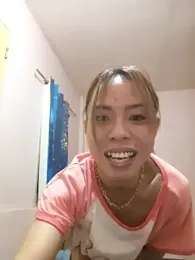 AsianTrixxx webcam model stream image