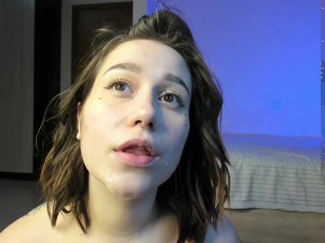 Lixie-twenties webcam model stream image