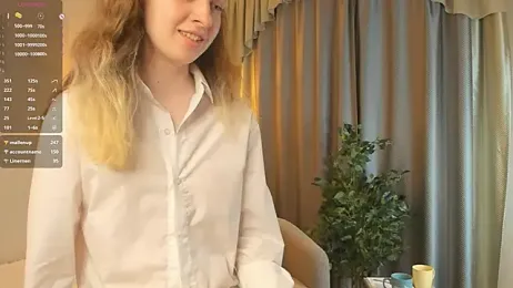 FIoraCoey webcam stripchat model stream image