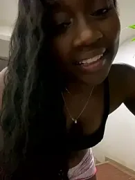 EscorpiLeoncita webcam stripchat model stream image