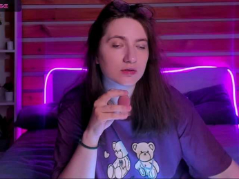 Tararyannn webcam model stream image