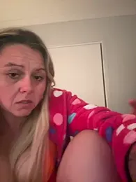 houseofcuriosity webcam stripchat model stream image