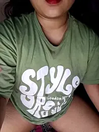 Sweet-Berry webcam model stream image