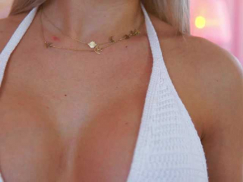 ArtTeasee webcam model stream image